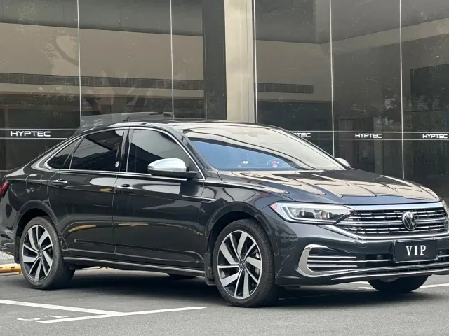 Volkswagen Sagitar — Фото автомобиля 2