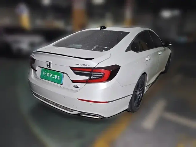 Honda Accord — Фото автомобиля 4