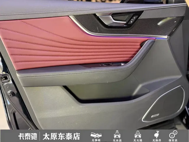 Hongqi HS5 — Фото автомобиля 19
