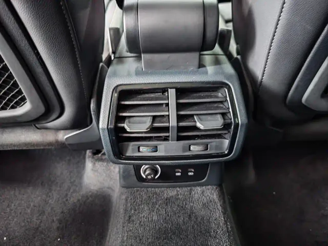 Audi Q3 — Фото автомобиля 12