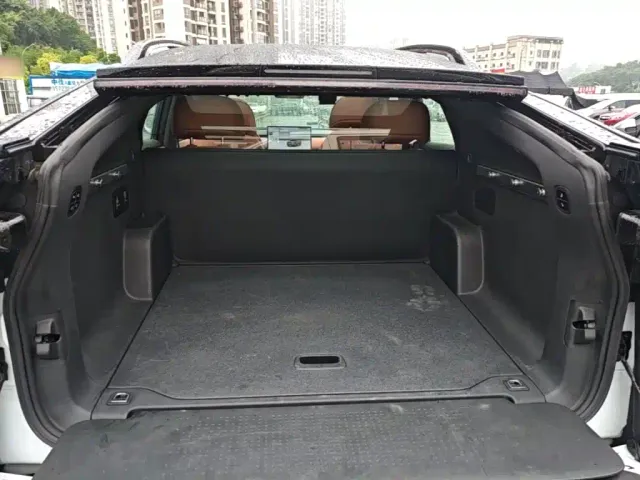 Changan Qiyuan E07 — Фото автомобиля 18