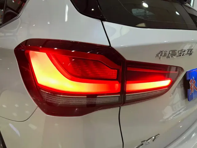 BMW X1 — Фото автомобиля 15