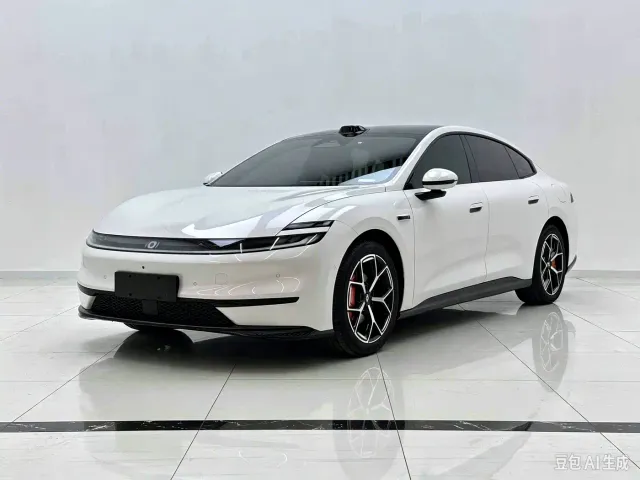 Фотография автомобиля — Changan Qiyuan A06