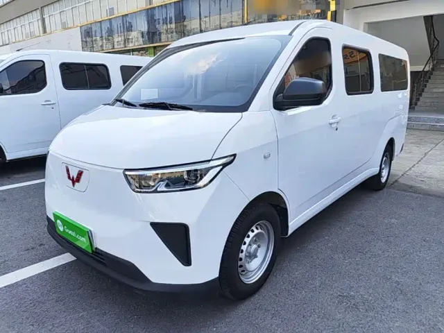 Фотография автомобиля — Wuling Yangguang