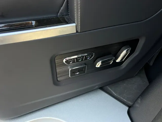 GAC Trumpchi M8 — Фото автомобиля 21