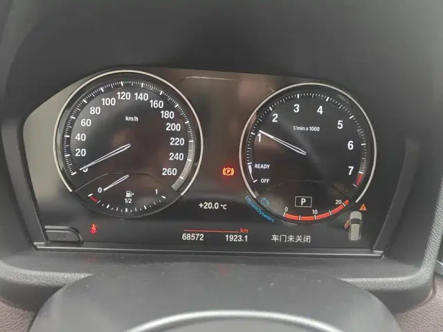 BMW X1 — Фото автомобиля 14