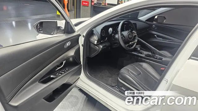 Hyundai AVANTE Avante (CN7) — Фото автомобиля 10