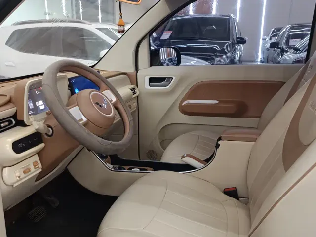 Wuling Hongguang Mini EV — Фото автомобиля 6