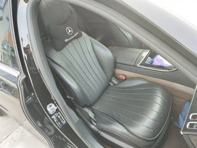 Mercedes-Benz S-Class — Фото автомобиля 20