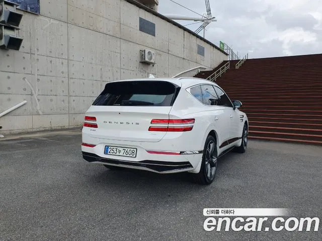 Genesis GV80 — Фото автомобиля 2