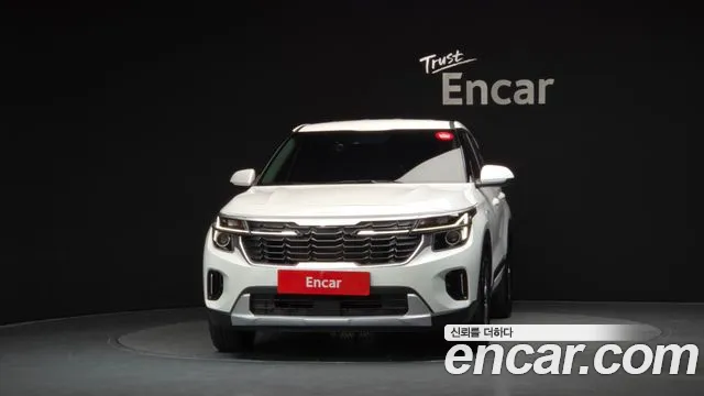 Kia Seltos — Фото автомобиля 3