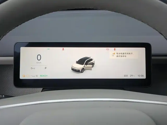Leapmotor B10 — Фото автомобиля 14