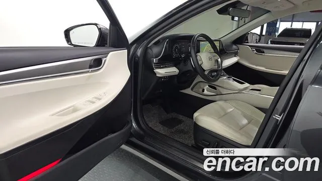 Hyundai Grandeur New — Фото автомобиля 10