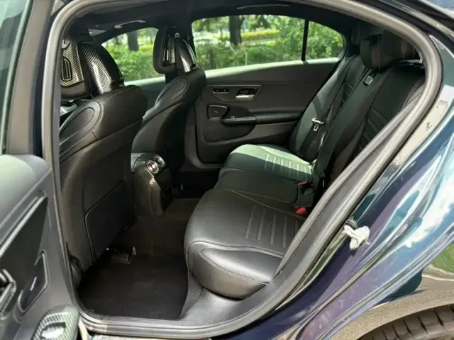 Mercedes-Benz C-Class — Фото автомобиля 8