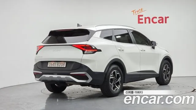 Kia Sportage Sportage 5-е поколение Дизель 2.0 2WD — Фото автомобиля 2