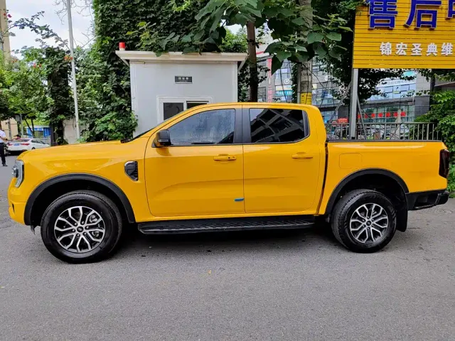 Ford Ranger — Фото автомобиля 3