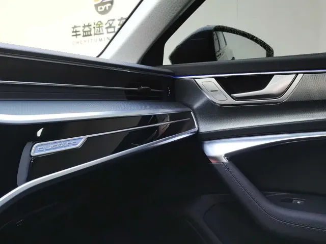 Audi A6 — Фото автомобиля 14