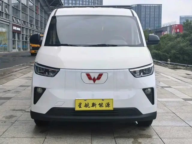 Wuling Yangguang — Фото автомобиля 2