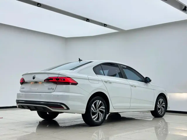Volkswagen Bora — Фото автомобиля 11