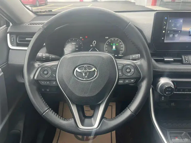 Toyota Wildlander — Фото автомобиля 9