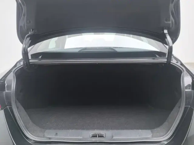 Nissan Sylphy — Фото автомобиля 16