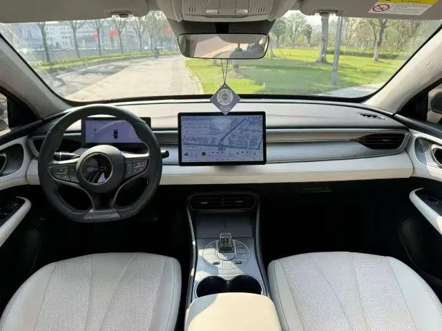 BYD Seal 05 DM-i — Фото автомобиля 6