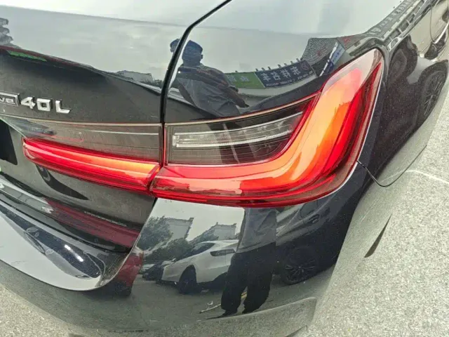 BMW BMW i3 2024 eDrive 40 L Night Sport Package — Фото автомобиля 7