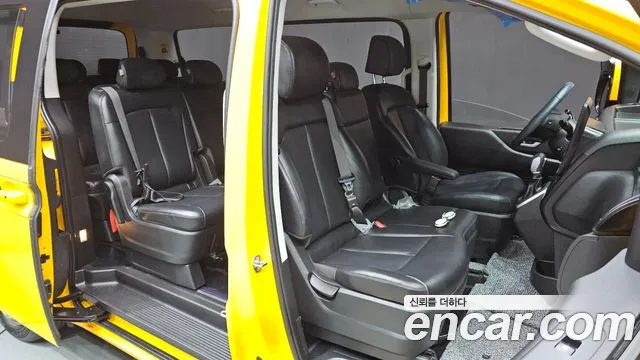 Hyundai Staria — Фото автомобиля 18