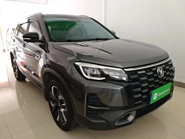 Changan CS75 — Фото автомобиля 3