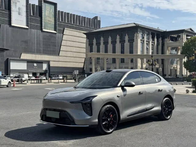 Фотография автомобиля — IM Motors LS6