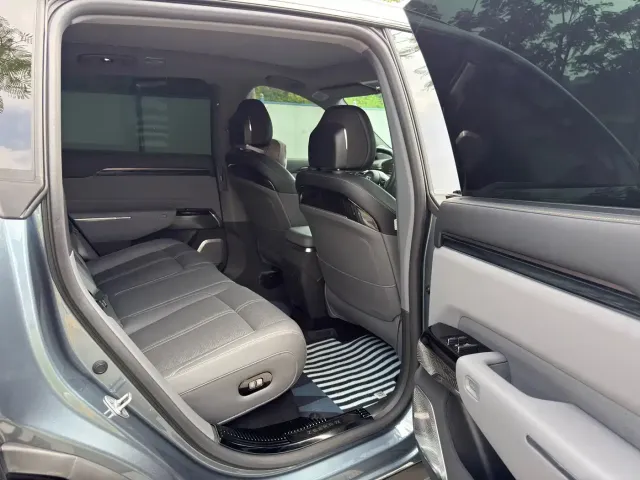 ZEEKR Zeekr 7X 2025 100kWh Long Range RWD Smart Driving Edition — Фото автомобиля 13