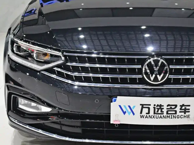 Volkswagen Magotan 2024 2 Million Units Public Sharing Edition 330TSI DSG Luxury — Фото автомобиля 2
