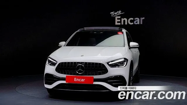 Mercedes-Benz GLA-Class — Фото автомобиля 3