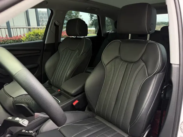 Audi Q5L — Фото автомобиля 22