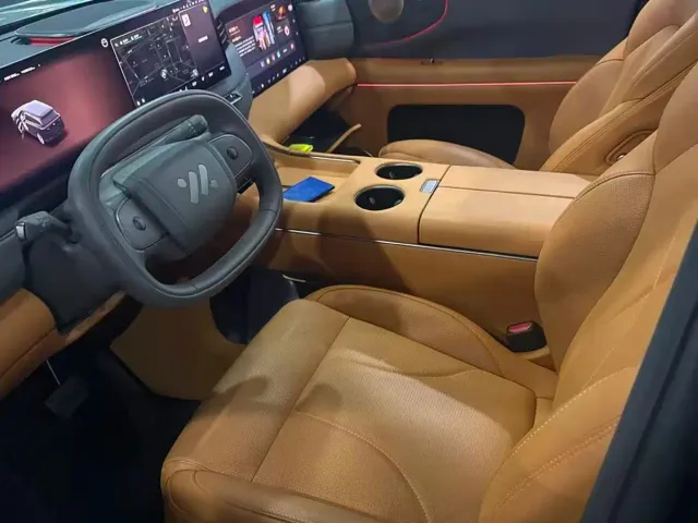IM Motors LS8 — Фото автомобиля 5