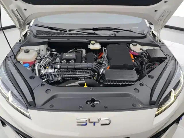 BYD Seal 06 — Фото автомобиля 10