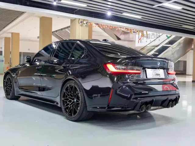 BMW M3 — Фото автомобиля 3
