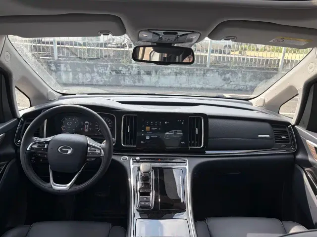 GAC Trumpchi M8 — Фото автомобиля 10