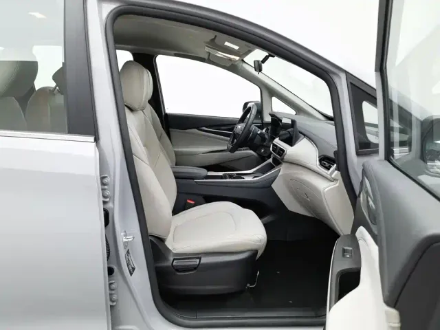 Maxus G50 — Фото автомобиля 23