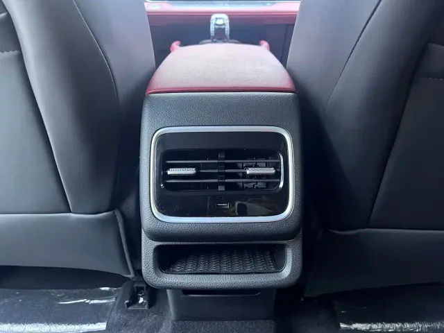 Chery Tiggo 7 PLUS — Фото автомобиля 15