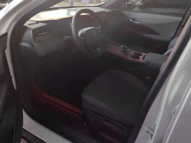 BYD Qin PLUS — Фото автомобиля 9