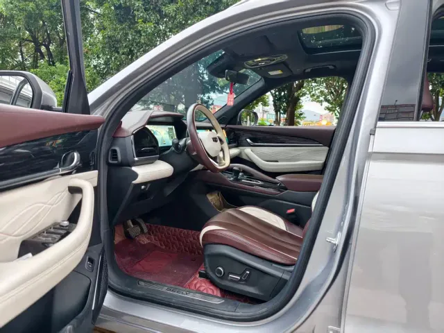Geely Xingyue L — Фото автомобиля 4