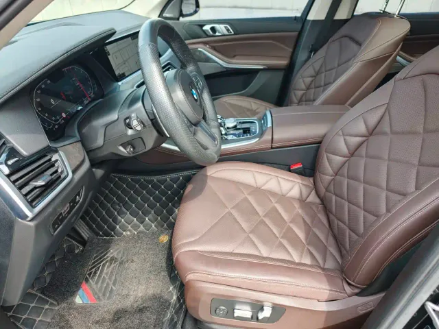 BMW X5 — Фото автомобиля 10