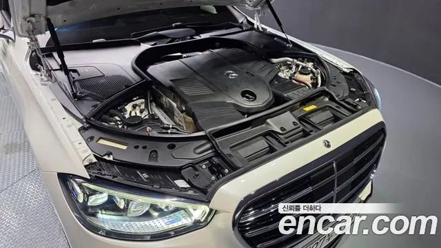 Mercedes-Benz S-Class — Фото автомобиля 5