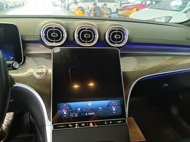 Mercedes-Benz C-Class — Фото автомобиля 12