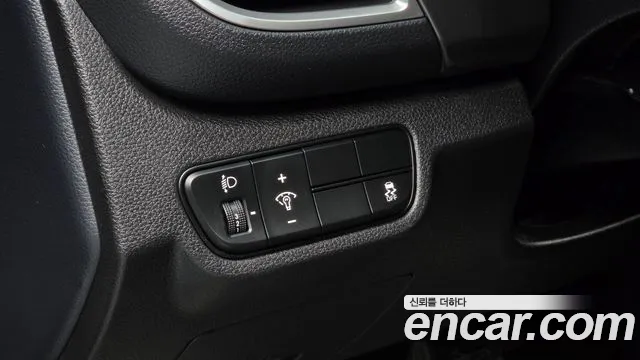 Kia Seltos Новый Seltos Бензин 2.0 2WD — Фото автомобиля 16