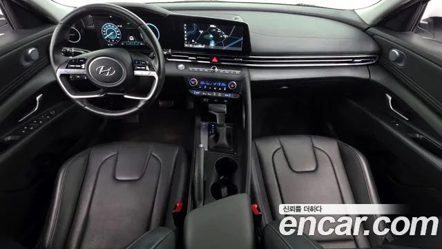Hyundai Avante — Фото автомобиля 10