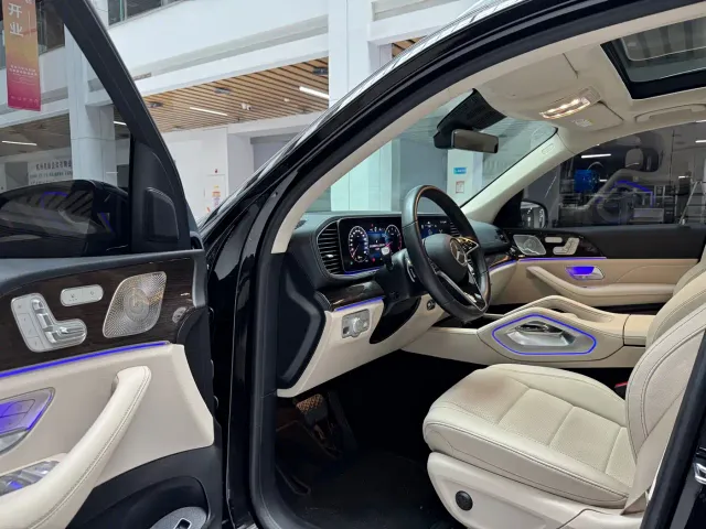 Mercedes-Benz GLE-Class — Фото автомобиля 9