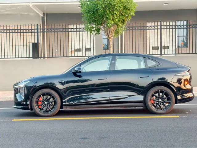 IM Motors LS6 — Фото автомобиля 7