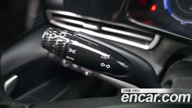 Hyundai AVANTE Modern — Фото автомобиля 20